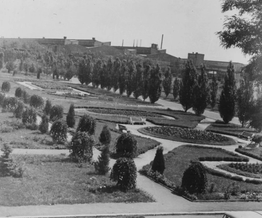 1972