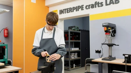 Від фронту до учнівської лави. Як Інтерпайп реалізує КСВ-проєкти в умовах війни